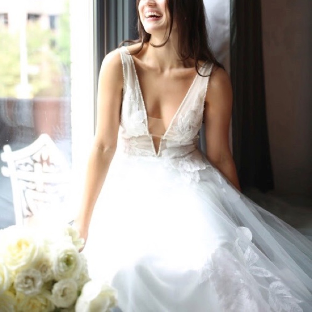 FLORAVERE WEDDING DRESS - Picture 11 of 13